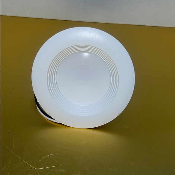Eaton Simply Halo 4" Recessed Downlight - Neutral White - Picture 6 of 7